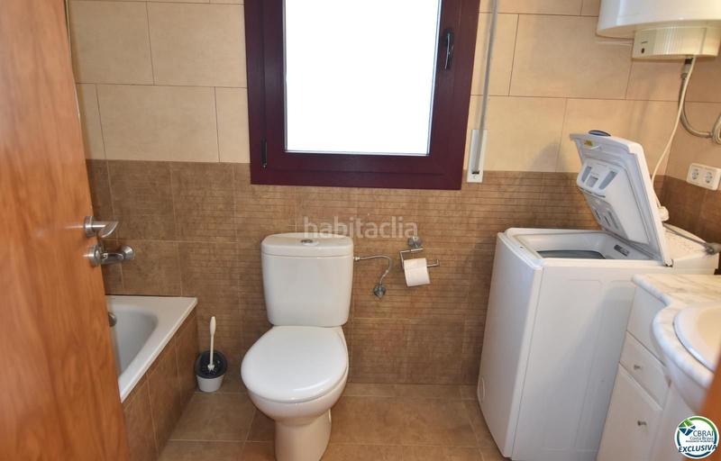 Foto 96f2cfba-dcec-4a69-ab82-804754d1666c. Etagenwohnung mit parking in Salatar Roses