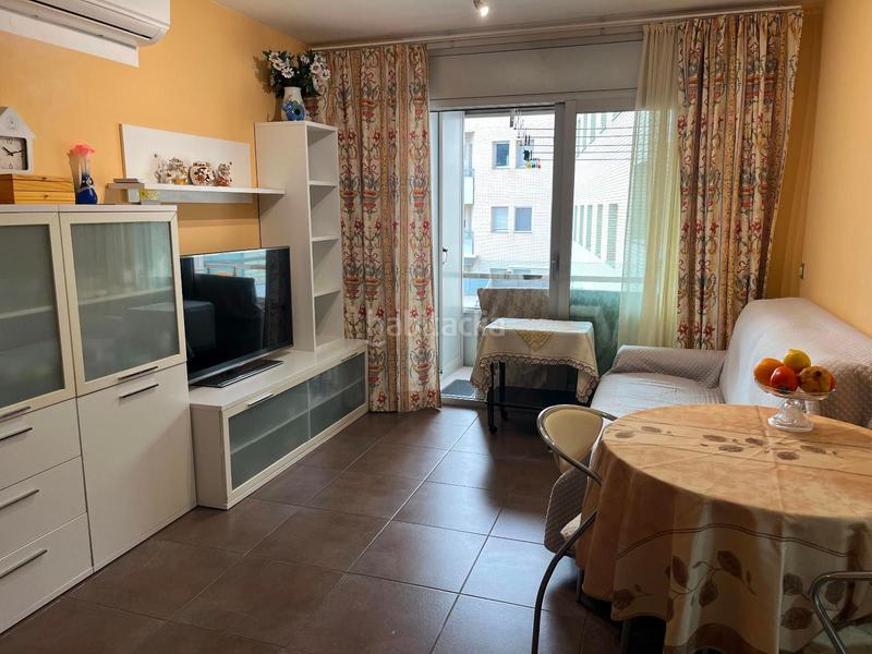 Foto 886b09f2-15c8-475d-bfaa-30fc99b71818. Pis a Centre Roses