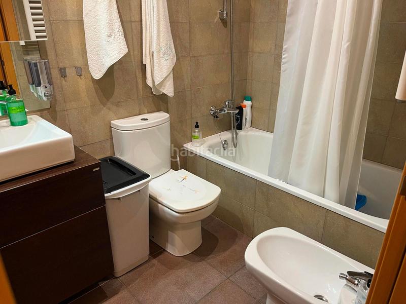 Foto ccbc8bee-29fb-4636-92ec-1b6f597e99a9. Pis a Centre Roses