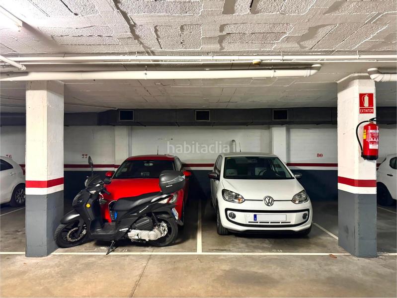 Foto 3f8027fc-6c46-4eaf-8d48-21c9f07e86ad. Aparcament cotxe a Montilivi Girona