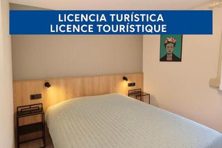 Piso  Carles fages de climent. Apartamento con licencia turística en la zona del puerto pesquer