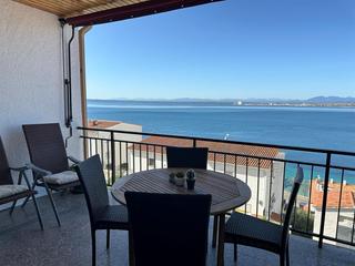 Appartement  Mila i fontanals. Vistas al mar