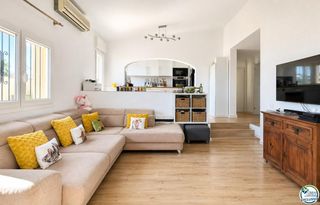 Chalet  Bell raco. Encantadora casa a 4 vientos con gran parcela y vistas al montgr