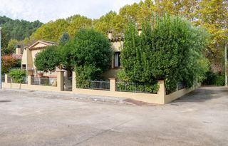 Xalet  Calle de la resclosa. ? casa con encanto junto al río en sant llorenç de la muga ? ide
