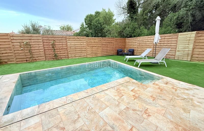 Foto 8789986b-026b-4946-929b-7259c2a32784. Xalet amb aparcament piscina a Nord Roses
