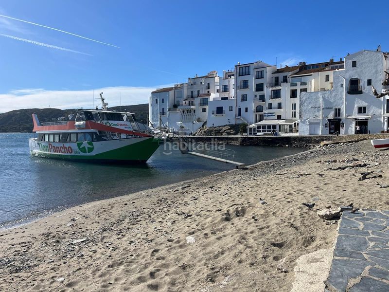 Foto bc506a92-feee-487e-9a19-214f78cdf131. Pis a Cadaqués