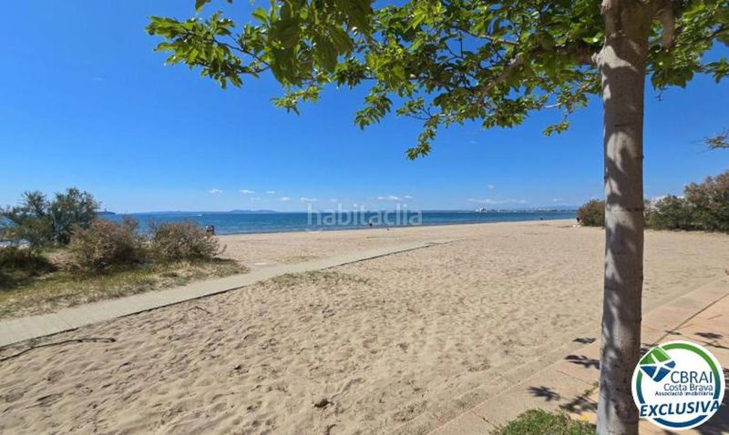 Foto 0a3ac98a-48be-4757-97a3-3484b106b079. Pis amb aparcament piscina a Salatar Roses