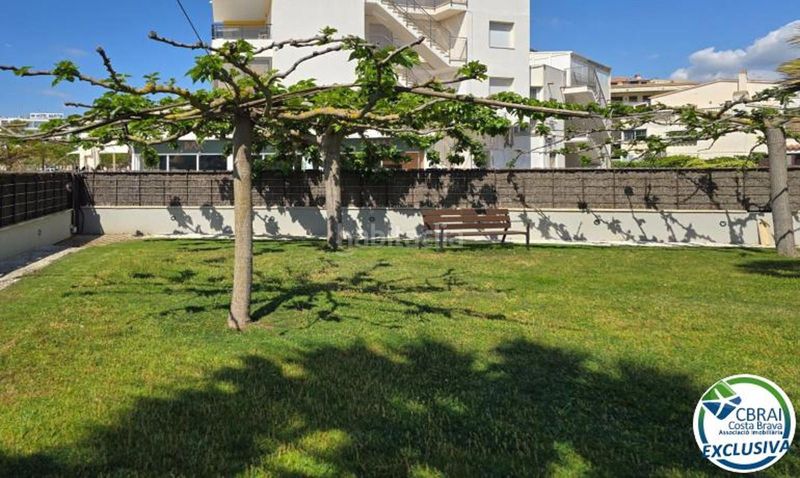 Foto a31aedef-290a-4d97-891d-d5fe67b06c2b. Pis amb aparcament piscina a Salatar Roses