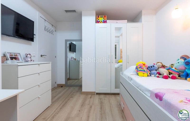Foto c3821ada-c74b-4456-809f-b6138d73385b. Pis a Centre Roses