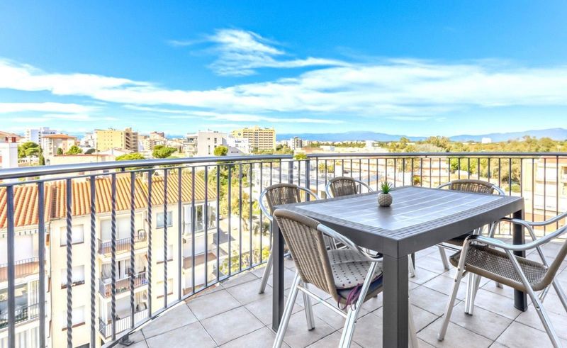 Foto a1665f5e-224c-4c0b-8093-0da73dcf8846. Apartament amb aparcament a Salatar Roses