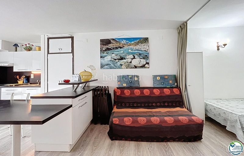 Foto 7b53f003-a8f2-44ec-8957-50c56a08c9be. Apartament a Salatar Roses