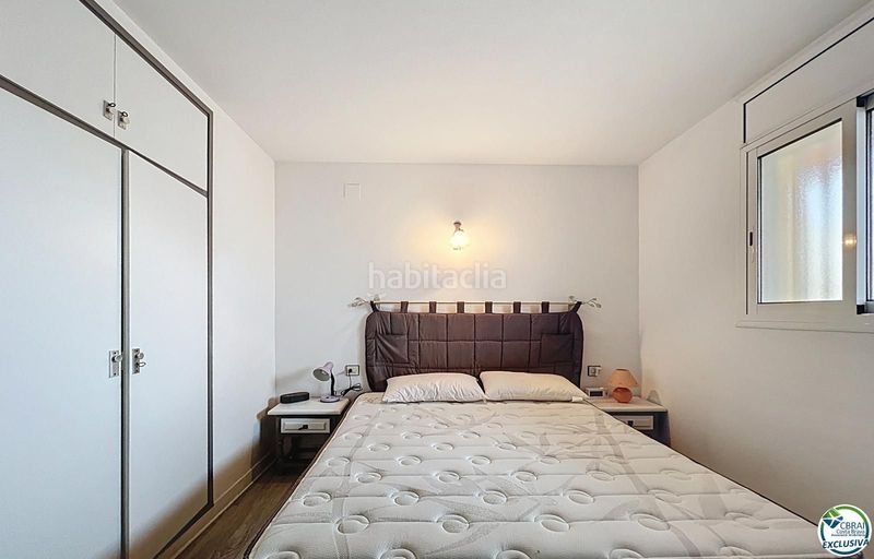 Foto 89351965-f23a-46af-b31c-57369f22ad0a. Apartament a Salatar Roses