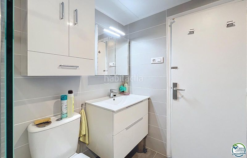 Foto ac2efc94-a0bb-461c-9b7c-f72504e3d30d. Apartament a Salatar Roses