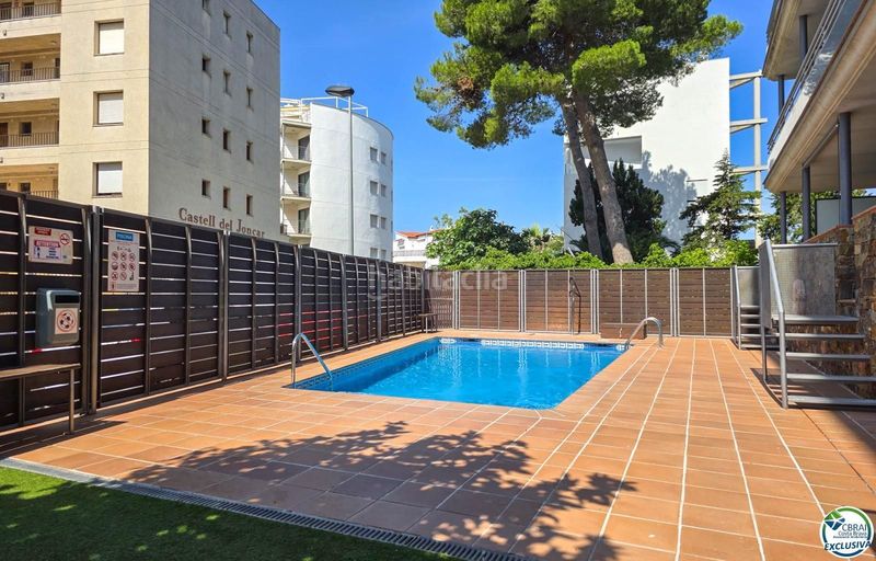 Foto 125cca94-8fe2-4c51-b92e-f2e15b9ddb8b. Pis amb aparcament piscina a Salatar Roses