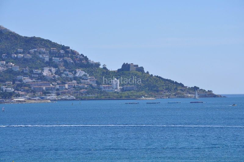 Foto 5135e03b-aca4-4c65-b9b6-fb0298cdf6ee. Pis amb aparcament piscina a Salatar Roses