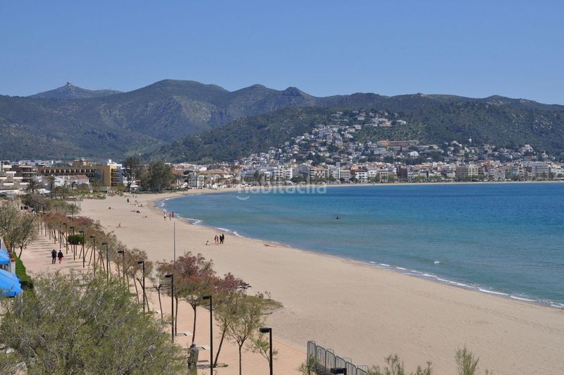 Foto 9fd0bfef-d4e6-40a4-ac3d-c5b6eee1b93d. Pis amb aparcament piscina a Salatar Roses