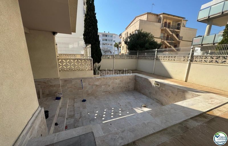 Foto 47aea940-4445-440b-83c2-dade553e104c. Apartament amb aparcament piscina a Santa Margarida Roses