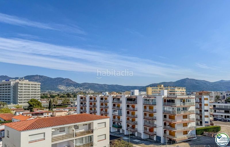 Foto 4a73939f-04ca-4d33-a76c-9b20646fdb1a. Apartament amb aparcament piscina a Santa Margarida Roses