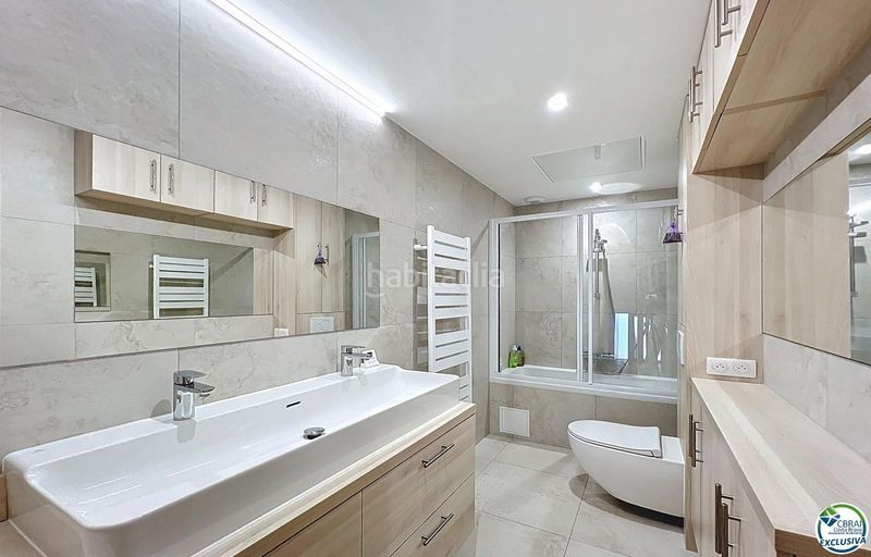Foto d8065874-e890-497d-9528-b9cfce5f6c42. Casa a Peni Empuriabrava