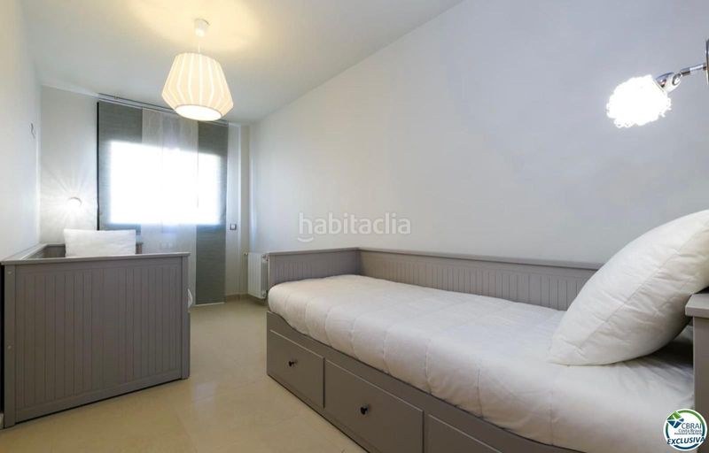 Foto 64cbd724-b453-45bf-8711-ef7419375e65. Pis amb aparcament a Centre Roses