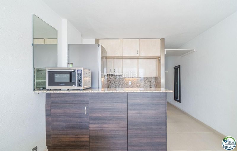 Foto 950035c7-e27d-4b24-bbcf-f07daf1f10c3. Apartament amb aparcament a Salatar Roses