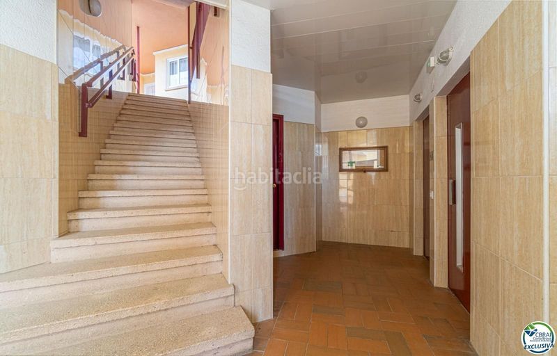 Foto be9e3c2c-ac82-447f-8270-97f1fe316c0a. Apartament amb aparcament a Salatar Roses