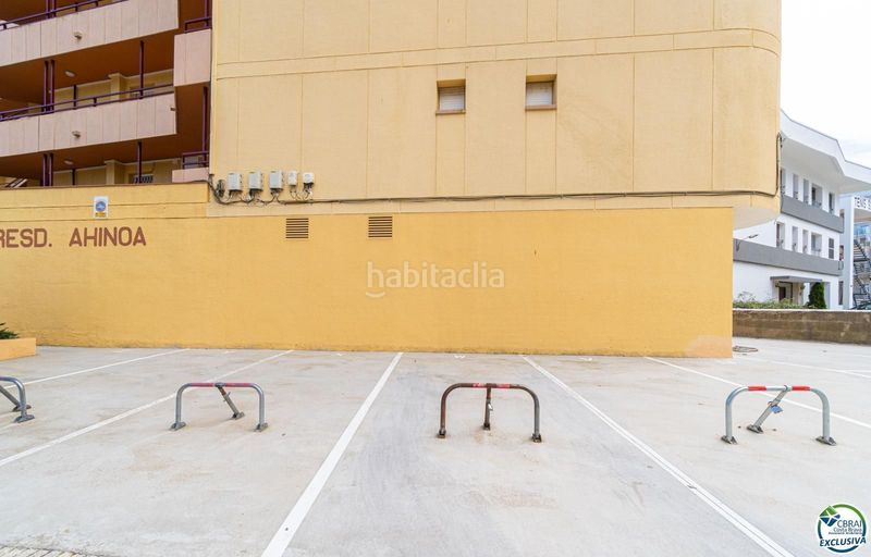 Foto cb27a0be-09eb-40ab-9504-0bfd44c36a15. Apartament amb aparcament a Salatar Roses
