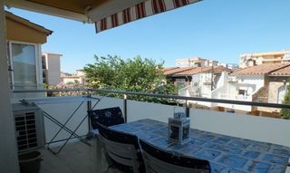 Apartament  De la platja. Coqueto apartamento con parking privado