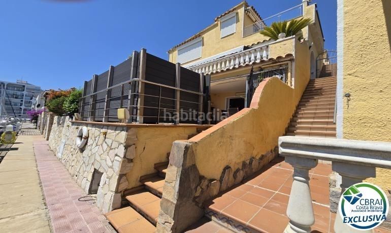 Foto 91a5b728-a4e0-4513-9c49-8712f1e96690. Apartament amb aparcament a Salins - Cavall de Mar Empuriabrava