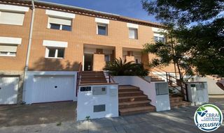 Casa  De la riera ginjolers. Bonita casa en roses zona grecs