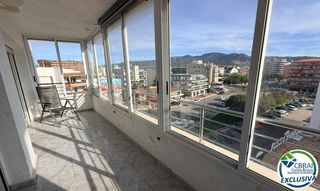 Apartament a Avenida DE LA GOLA DE L'ESTANY