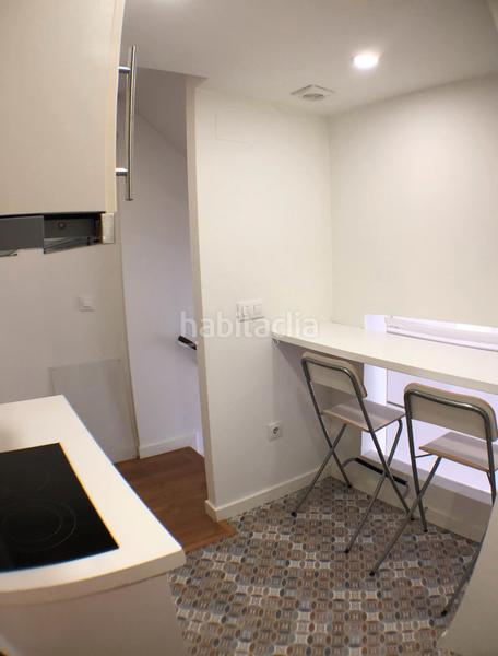 Foto f84b5e7f-9cfb-43dc-8a83-f9f6ec3311f5. Miete studiowohnung in avenida presidente adolfo suárez 16 in Sevilla
