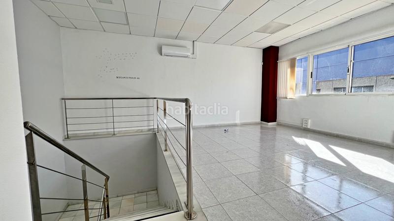 Foto c2f6b718-29a7-4e31-ae64-4c968117ccf2. Location bureau dans calle juan de la cierva 25 dans Elche / Elx