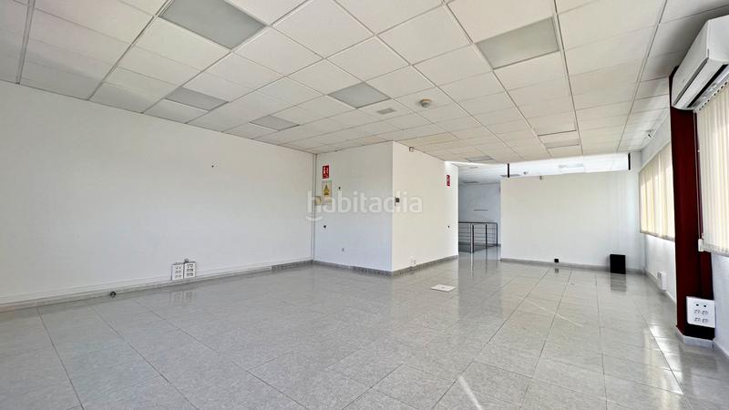 Foto e706ea65-b65a-4f29-ac78-062b3f87bdbe. Miete büro in calle juan de la cierva 25 in Torrellano Elche / Elx