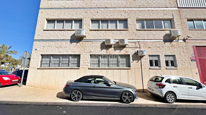 Foto 19959334-9298-4613-8ad4-ee392389b6ed. Rent office space in calle juan de la cierva 25 in Elche / Elx