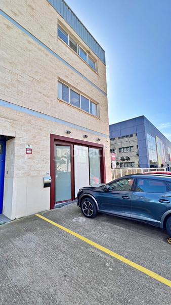 Foto ef7ed2e4-70f1-4777-ba5e-e411b070cd6f. Rent office space in calle juan de la cierva 25 in Elche / Elx