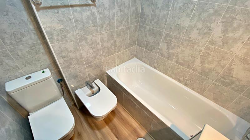 Foto e27d51c0-bed9-468e-9544-d0648792760a. Casa a schiera con parcheggio piscina in Los Puertos Cartagena