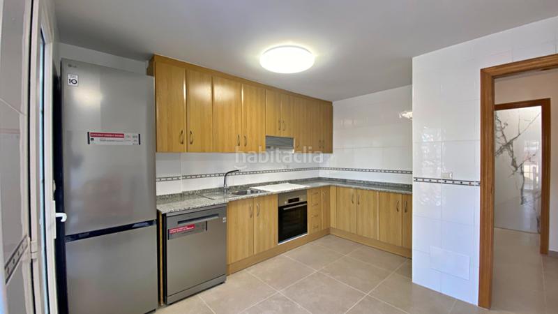 Foto f98651f0-4360-4b57-abf9-efca737ed3c3. Casa a schiera con parcheggio piscina in Los Puertos Cartagena