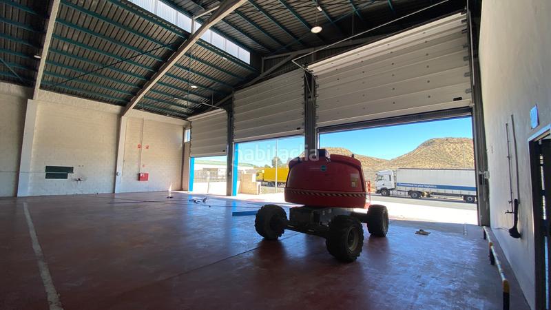Foto 39e85b45-8317-4cc4-9374-41619ef265ed. Local comercial nave industrial las atalayas, acceso desde tres calles en Alicante