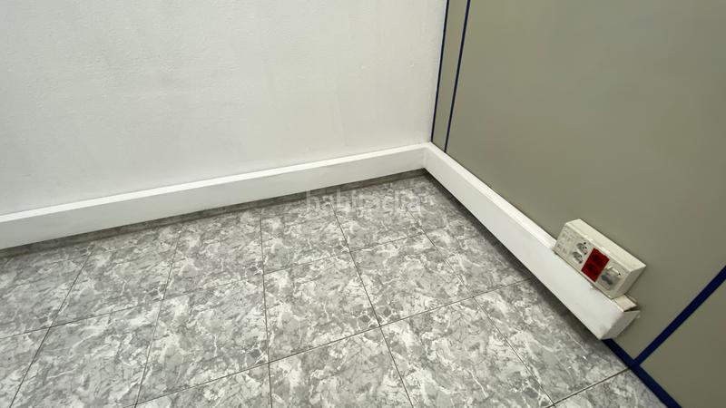 Foto dd48374e-525e-46d4-8cf3-963b4b116799. Local comercial nave industrial las atalayas, acceso desde tres calles en Alicante