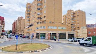 Bureau à San Blas. Oficina grande  con entrada independiente