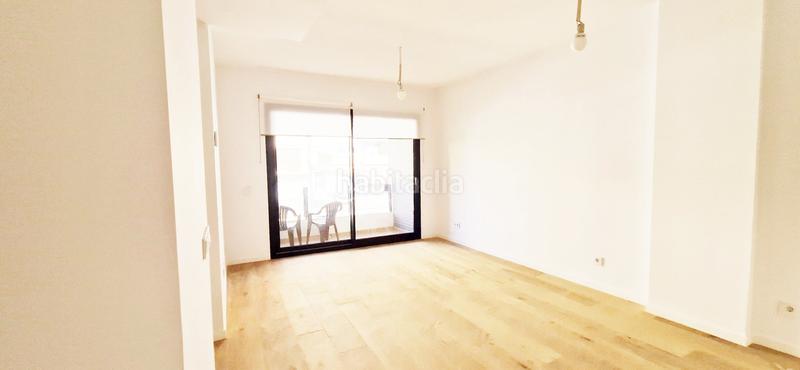 Foto 39d7396d-8c7a-4e2a-8995-734df05c1000. Alquiler piso en avenida catedratico soler 25 alquiler de larga temporada semi centro * no incluye muebles. en Alicante