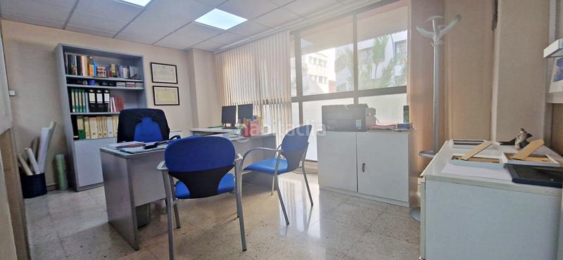 Foto f83c013a-4eec-4520-9dd3-9a08b2ebd2e1. Ufficio in avinguda benito perez galdos 37 in Ensanche-Diputación Alicante
