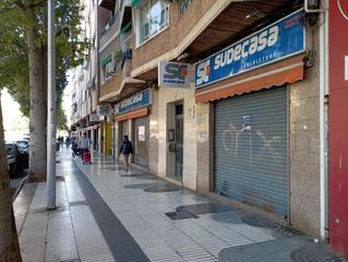 Geschäftsraum in Alameda. Gran local comercial de 242 metros cuadrados en ramon y cajal pe