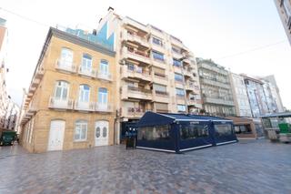 Pis  Plaza rey, del. Piso de 4 dormitorios con plaza de garaje opcional en plaza del