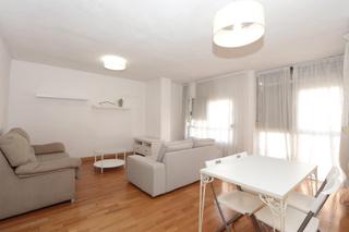 Appartement à Ensanche. Inmocartago vende bonito, luminoso y reformado piso en pleno ang