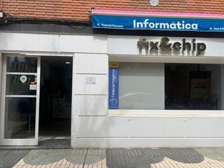 Miete Geschäftsraum  Calle jimenez de la espada  en  cartagena. Local comercial junto a alameda de san anton con gran escaparate