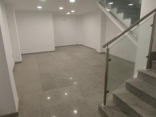 Lloguer Local Comercial a Casco Antiguo. Local comercial en zona crucerista