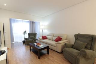 Miete Etagenwohnung  Calle doctor marañon. Inmocartago alquila piso amueblado y  reformado en plaza de espa