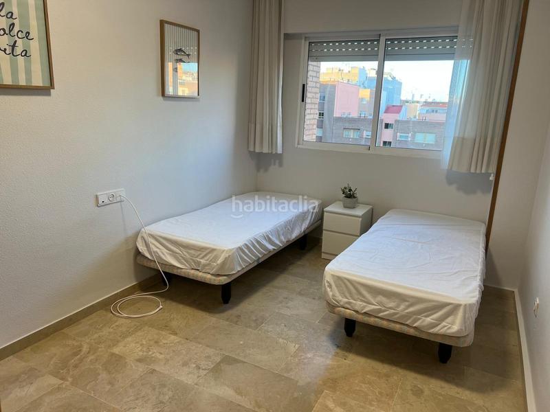 Foto 816b0cf8-2e51-4bb4-b9c6-151c98dfb836. Affitto appartamento con parcheggio in Ensanche Cartagena